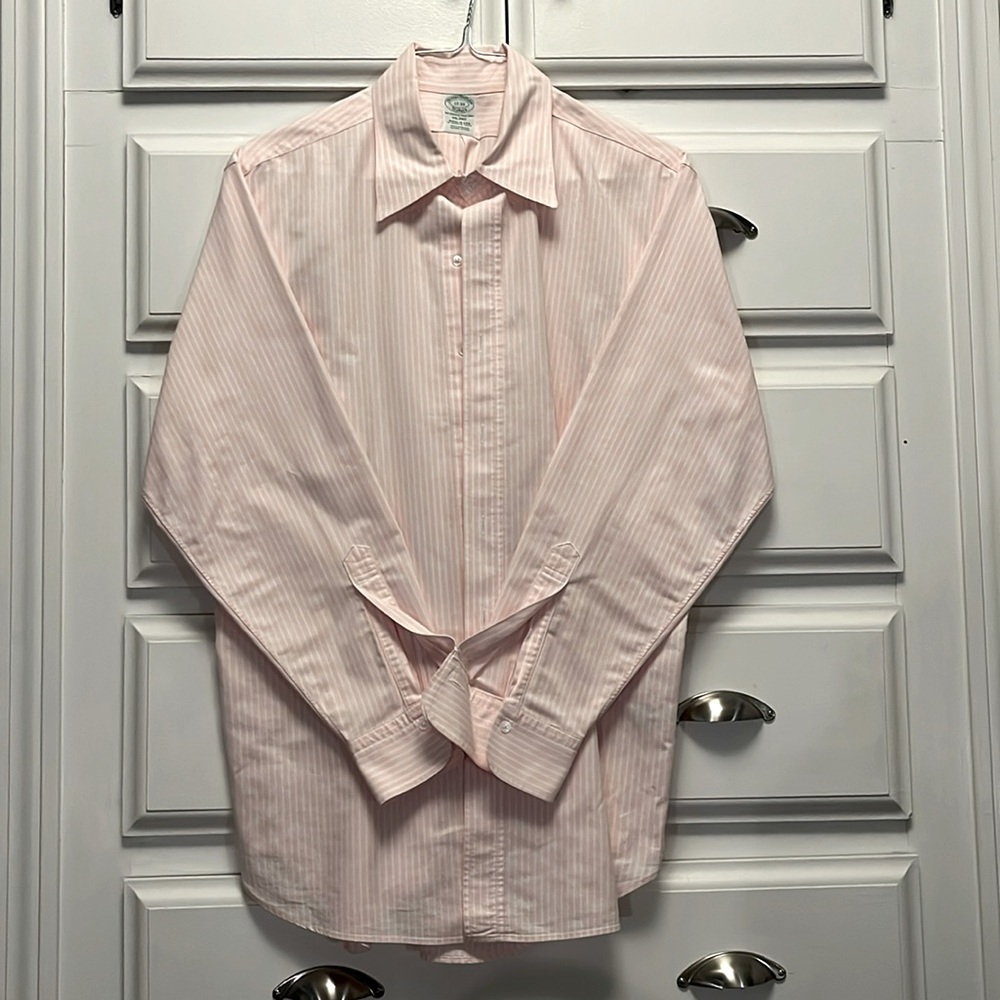 Brooks Brothers men’s pink striped shirt